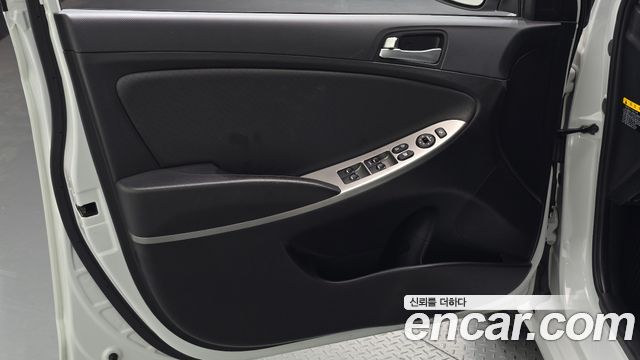 Hyundai Accent 2019 — photo 14