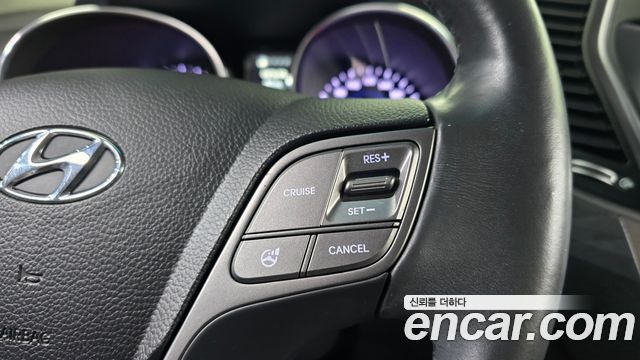 Hyundai Santafe 2015 — photo 23