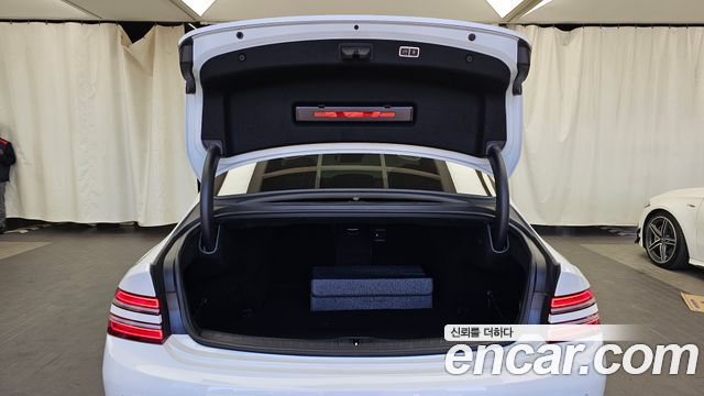 Genesis G80 2021 — photo 26