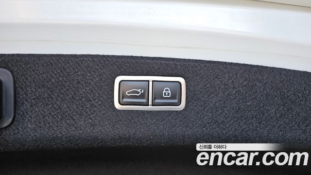 Genesis G80 2021 — photo 29