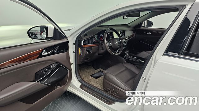 Kia K7 2017 — photo 16