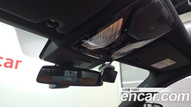 BMW 3-Series 2025 — photo 24