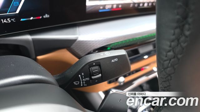 BMW 3-Series 2025 — photo 29