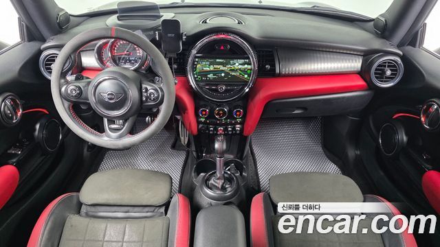 Mini Cooper 2019 — photo 10
