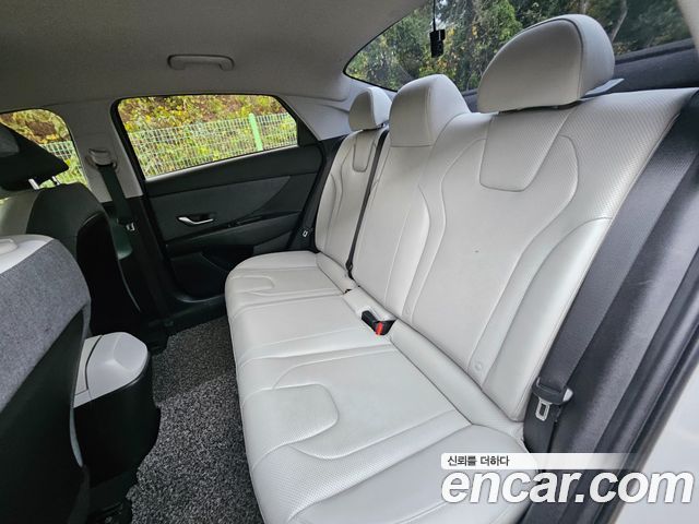 Hyundai AVANTE 2021 — photo 9
