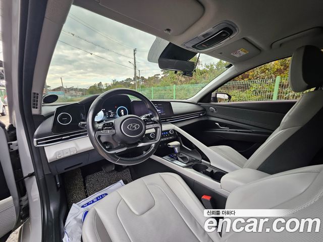 Hyundai AVANTE 2021 — photo 10