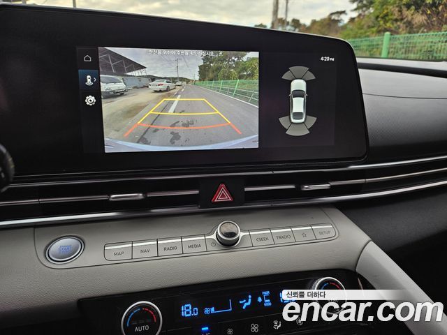 Hyundai AVANTE 2021 — photo 17