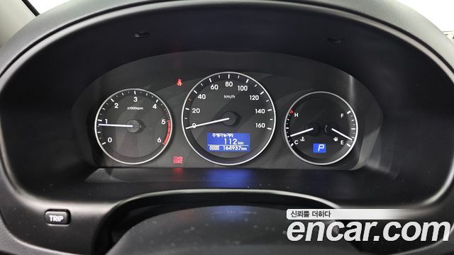 Hyundai Starex 2019 — photo 8