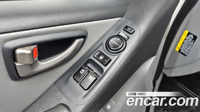 Hyundai Starex 2019 — photo 17