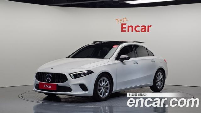 Mercedes-Benz A-Class 2020 — photo 1