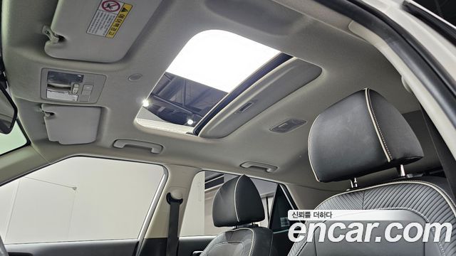 Hyundai Venue 2020 — photo 22