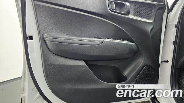 Hyundai Venue 2020 — photo 14