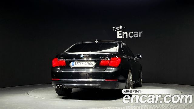 BMW 7-Series 2015 — photo 4