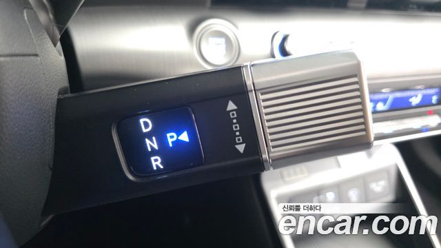 Hyundai Kona 2023 — photo 12