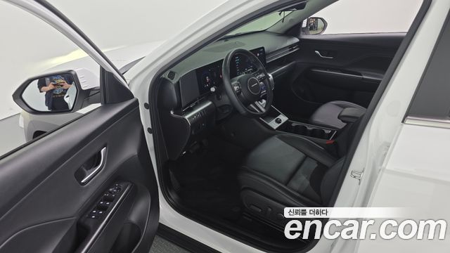 Hyundai Kona 2023 — photo 13