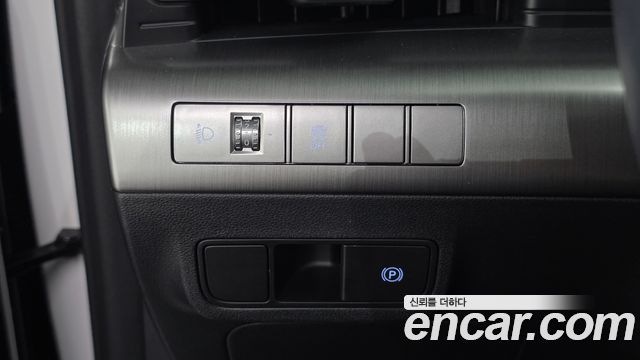 Hyundai Kona 2023 — photo 23