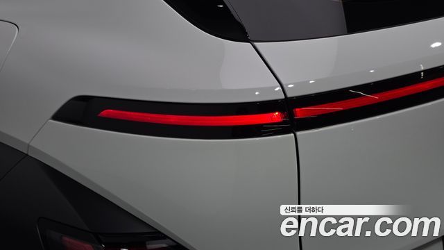 Hyundai Kona 2023 — photo 9
