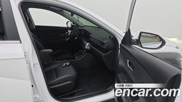 Hyundai Kona 2023 — photo 16