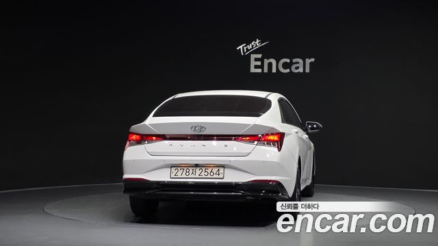 Hyundai AVANTE 2023 — photo 4