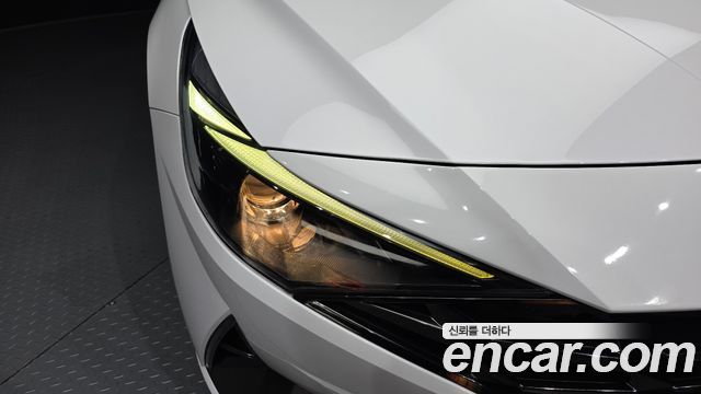 Hyundai AVANTE 2023 — photo 8