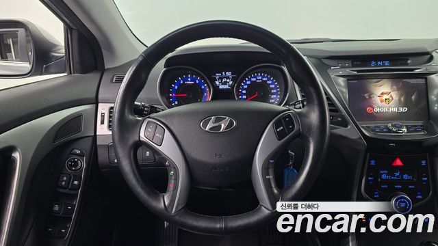 Hyundai AVANTE 2016 — photo 19