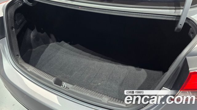 Hyundai AVANTE 2016 — photo 23