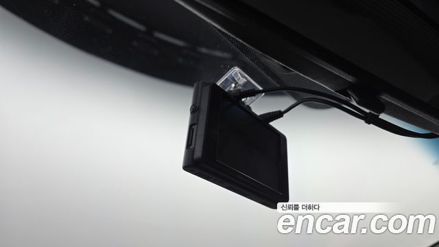 Hyundai AVANTE 2016 — photo 24