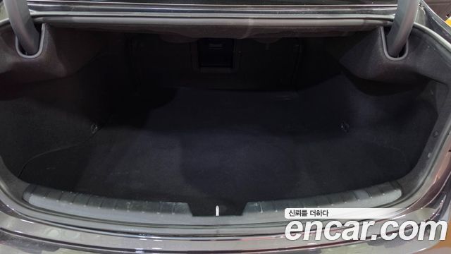 Kia K7 2016 — photo 18