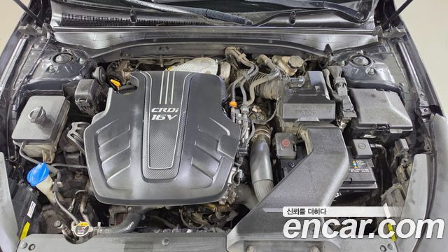 Kia K7 2016 — photo 19