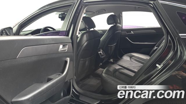 Hyundai Sonata 2015 — photo 18