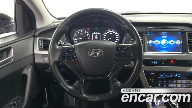 Hyundai Sonata 2015 — photo 19