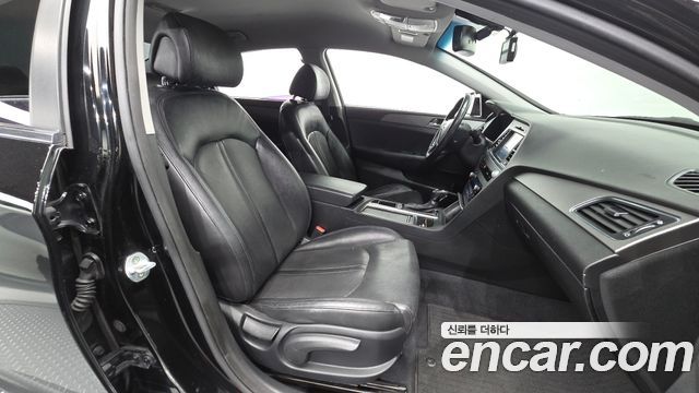 Hyundai Sonata 2015 — photo 16