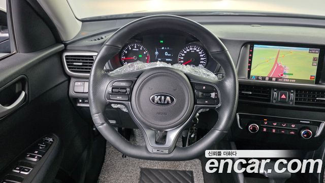 Kia K5 2016 — photo 19