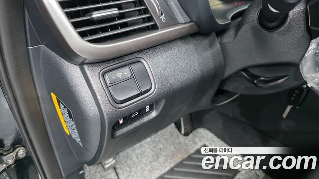 Kia K5 2016 — photo 24