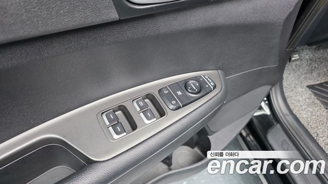 Kia K5 2016 — photo 26