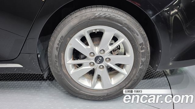 Kia K5 2016 — photo 7