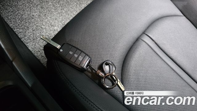 Kia K5 2016 — photo 30