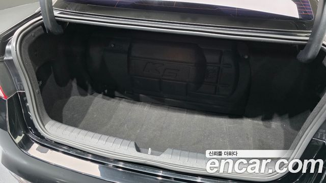 Kia K5 2016 — photo 31