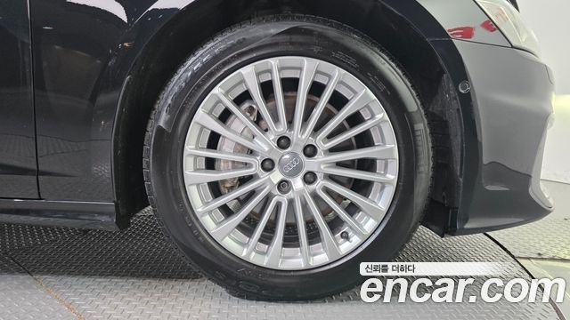 Audi A6 2021 — photo 5