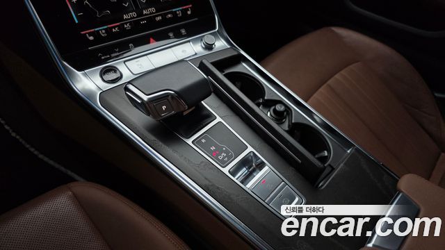 Audi A6 2021 — photo 9
