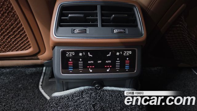 Audi A6 2021 — photo 16