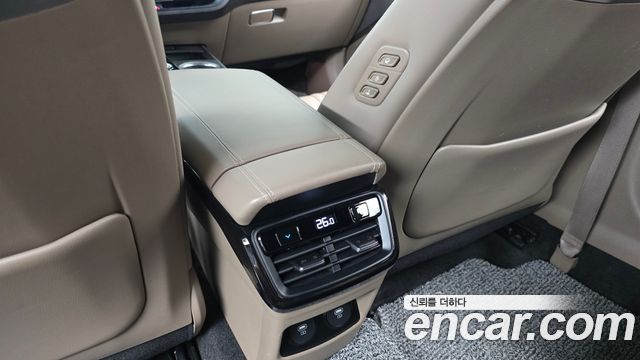 Kia K8 2023 — photo 31