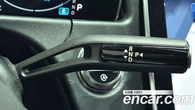 Mercedes-Benz E-Class 2026 — photo 9