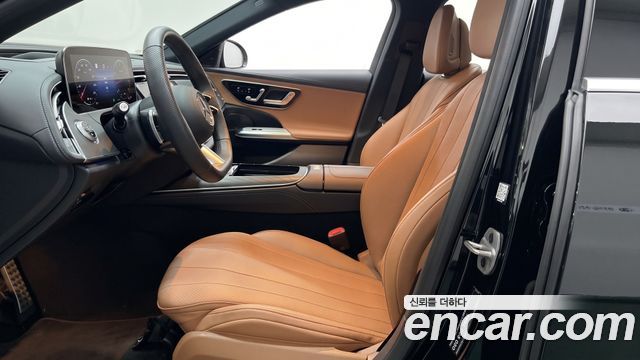 Mercedes-Benz E-Class 2026 — photo 10