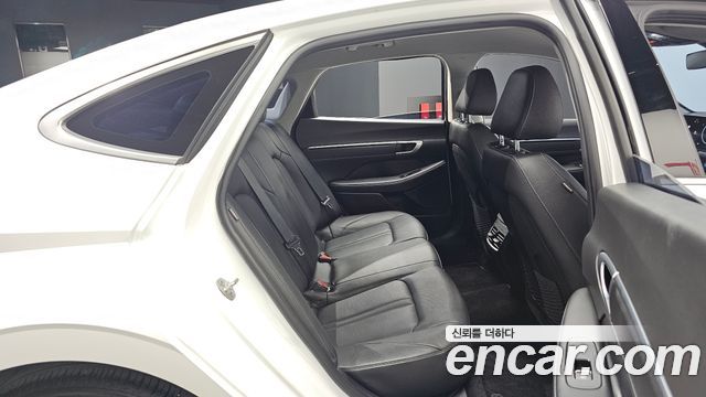 Hyundai Sonata 2024 — photo 17