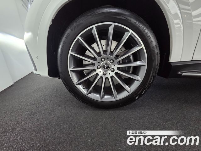 Mercedes-Benz GLE-Class 2026 — photo 5