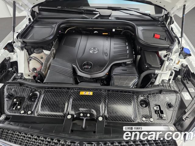 Mercedes-Benz GLE-Class 2026 — photo 6