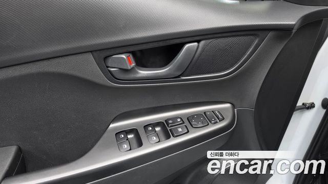Hyundai Kona 2019 — photo 22