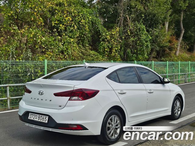 Hyundai AVANTE 2020 — photo 4