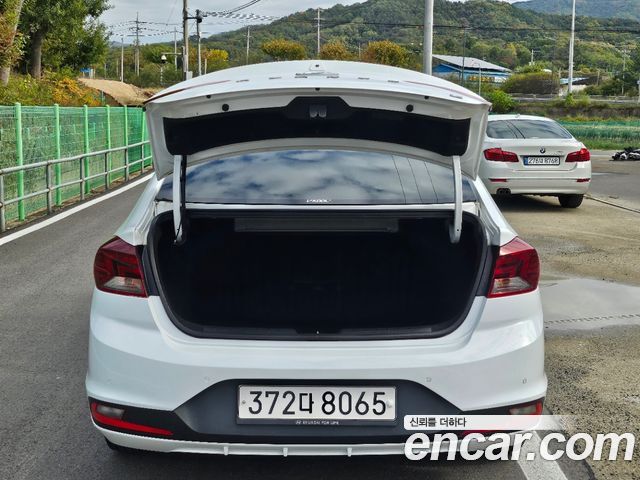 Hyundai AVANTE 2020 — photo 7
